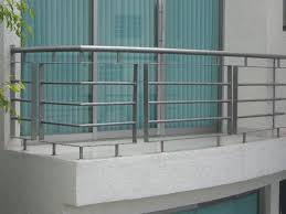Pin By Dev Fevrition On R Railing Design Balcony Grill Design Balcony Railing Design