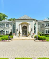 With Babyphat Coming Back See What Official Kimora Lee Simmons S Jersey Home Now On The Market Loo Mansions Luxury Real Estate Marketing Kimora Lee Simmons