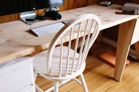 If you want to avoid plywood, you can use several different planks of solid wood and join them together creatively to make a really attractive looking table top for your kitchen. 6 Diy L Shaped Desk Plans You Can Make Today With Pictures Handyman S Place