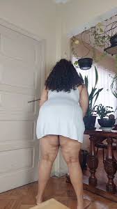 @kiaracurvess video Tweet