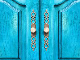 Bedroom cupboard door paint ideas. Easy Diy Ways To Decorate Closet Doors