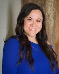 DRAGON ACHIEVEMENT AWARD WINNERS 2022 ❤️ Elaine Pyle, Speech Language  Hearing Sciences associate professor, received the Advisor Award!