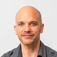 Louie Muniz's Instagram, Twitter & Facebook