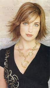 Cute Asymmertical Flipped Chin Length Haircut Maybe For The Spring Except Go Longer On The Bangs Like To The Medium Hair Styles Flippy Hair Chin Length Hair