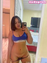 Beatriz Vitoria  beatrizzviitoria  vickbea2021 Гола изтичане OnlyFans  снимка 20 - Nudogram v2.1