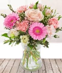 4 lisle avenue, unit 4, kidderminster, dy11 7, united kingdom. Flowers By Irene Your Florist In West Calder West Lothian Flower Delivery