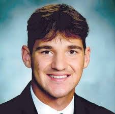 Daniel Geesey's Instagram, Twitter & Facebook