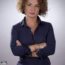 Chi era giorgio faletti, storia del noto attore, conduttore, scrittore e cantautore italiano dall'inizio della sua carriera alla fine. Intervista Doppia A Marianna De Martino E Federico Rossi Youreporter