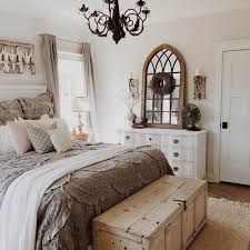 Farmhouse Simple Bedroom Design Ideas Farmhouse Style Master Bedroom Master Bedrooms Decor Home Decor Bedroom