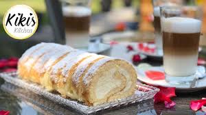 Zitronenrolle Mit Leichter Quarkcreme Biskuitrolle Sahnerolle Topfenrolle Youtube Lebensmittel Essen Zitronenrolle Lecker