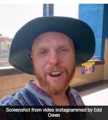 UK Vlogger Warns Tourists Of Rickshaw Scams, Recommends "Clean And  Reliable" Delhi Metro