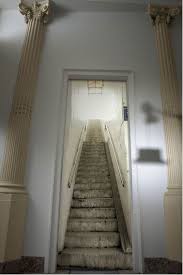 Papier Peint Trompe L Oeil Escalier Metro Blanc Gris Papier Peint Decoration Interieure Originale Trompe L Oeil Porte