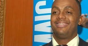 Lowrie-Chin Post: Courtney Walsh to be Honoured at Wray & Nephew Contender