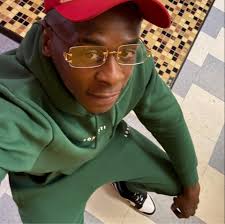 So yall really be locking yall cards after every transaction 😂