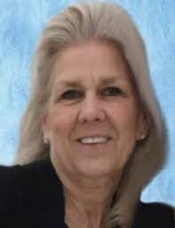 Debra Hollingsworth's Instagram, Twitter & Facebook