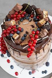 saftige schoko drip cake mit nutella creme und fruchtfulle baking barbarine kuchen rezepte schoko nutella kuchen einfach drip kuchenrezepte