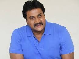 Smriti irani does more than just handing out degrees at convocation. Sunil To Bounce Back In Career With Seeti Maar Movie