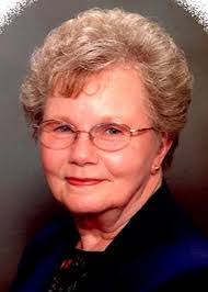 Mia Bender's Instagram, Twitter & Facebook