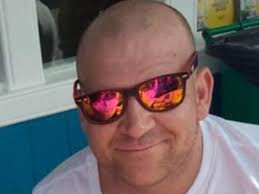 Fundraiser for Warren Donohoe by Colin Coleman : BUY WARREN DONOHOE A  PINT!! UNSUNG HERO OF DUBLIN