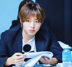 Berikut sederet fakta tentang serial drama blue spring from a distance. Park Ji Hoon In Talks To Star In A New Webtoon Drama Seen From A Distance Green Spring Kdramastars