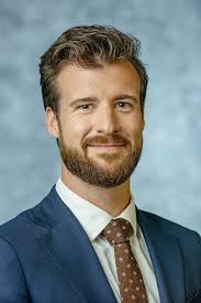 Very pleased to announce that Houthoff's arbitration team members Hans…