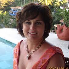 Susan Baucom's Instagram, Twitter & Facebook