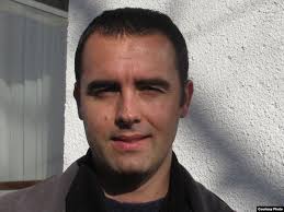 Të ndarë rreth bisedimeve