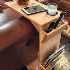 50 Enchanting Sofa Table Decorating Ideas Pekerjaan Kayu Desain Furnitur Penyimpanan Peralatan