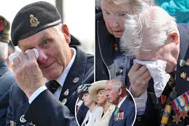 D-Day heroes weep for their mates who didn't make it back as the world pays  tribute 75 years