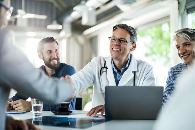 How To Get into Healthcare Recruiting - RecruitmentTraining.com