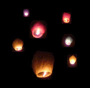 Floating Lanterns Heiratskitsch