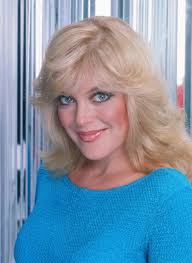 80s Winged Hair Alert! 😅 Thank you Ruben Mazariegos for this  #ThrowbackThursday #flashback photo of “Sara Rush!”