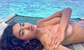 Kelly gale naked