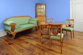 This biedermeier wohnzimmer gemlde graphic has 20 dominated colors, which include medlar, bud, swing sage, rattan, petrified oak, synallactida, cab sav, namakabe. Biedermeier Mobel Merkmale Geschichte Mobiliar Wohnung Burgerlichen Wohnung