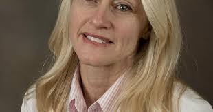 Andrea Colvin's Instagram, Twitter & Facebook