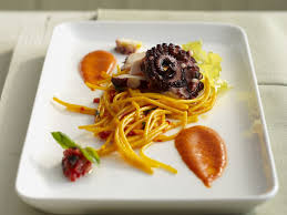 Pasta Mit Safran Und Oktopus Rezept Lebensmittel Essen Rezepte Nudel Rezepte