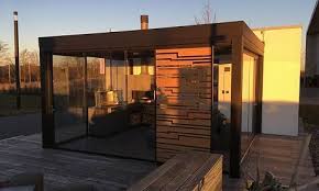 Terrassendach Mit Gerade Umlaufender Blende Sdl Acubis Von Solarlux Outdoor Living Drinnen Draussen Terrassen Dach Terrassendach Uberdachung Terrasse