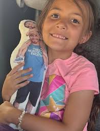 Happy happy birthday to my beautiful cousin Molly Welch Deal today! In  August we visited Molly, Adam and the boys at their breathtaking home in  New Richmond, WI, and I can't believe