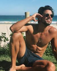 Rodrigo simas (born rodrigo sang simas on january 6, 1992 in rio de janeiro) is a brazilian actor. Publicacao Do Instagram De Rodrigo Simas 28 De Abr 2018 As 6 19 Utc Dark Skin Swimwear Instagram