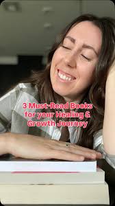 The first two are absolute MUST reads 🤓