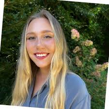 This summer I had the amazing opportunity to intern at KMAC Contemporary…