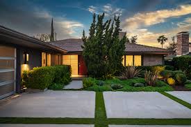 Spacious pasadena post and beam comes with a pool for $2.7m. Hip Midcentury Home By Harold B Zook Hits The Market In Los Angeles Hilton Hyland