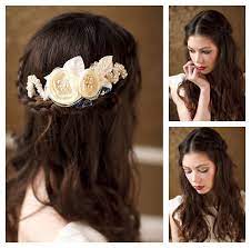 Like The Flowery Piece In Her Hair Wedding Hair Inspiration Prom Hair Hair Trends