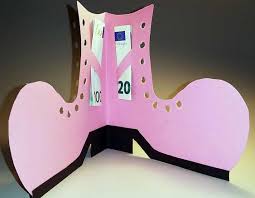 Step By Step Bastelanleitungen Geldgeschenke Basteln Geldgeschenk Fur Schuhe Zum Geburtstag Mit Vorlage Geldgeschenke Basteln Geschenke Basteln Geldgeschenke