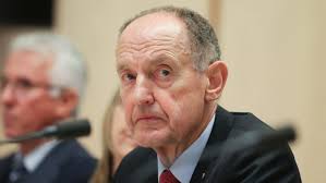 Record $443.3m grant for Great Barrier Reef Foundation will help save reef