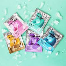 Wow Unsere Bunte Yeauty Welt Umfasst Schon 5 Verschiedene Eye Pad Masken Die Augenpads Bekommt Ihr Mittlerw In 2020 Rossmann Drogerie Dm Drogerie Instagram