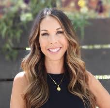 Dawn Campbell's Instagram, Twitter & Facebook