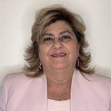 Edith Bedoya's Instagram, Twitter & Facebook