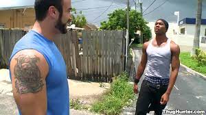 THUG HUNTER - Black Thug Sean Xavier Lawrence vs. White Bear Spencer Reed -  XVIDEOS.COM