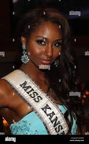 Henderson, NV, USA. 27th May, 2016. Miss Kansas USA, Victoria Wiggins at a  public appearance for Miss USA 2016 Welcome Reception, Waters Edge Show  Home, Henderson, NV May 27, 2016. Credit: James